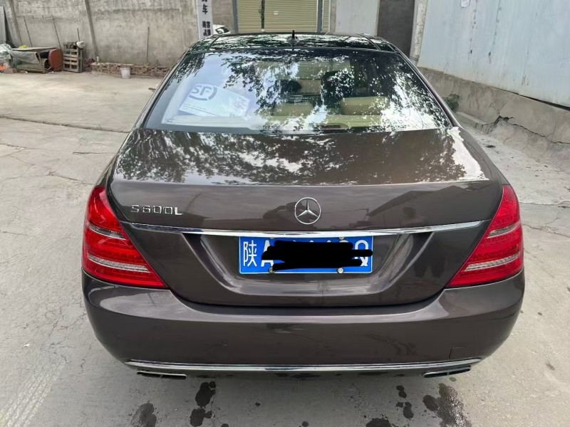 西安14年奔驰S2