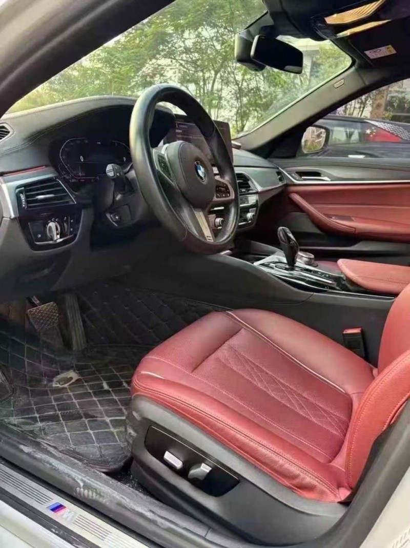 广州20年宝马5系4