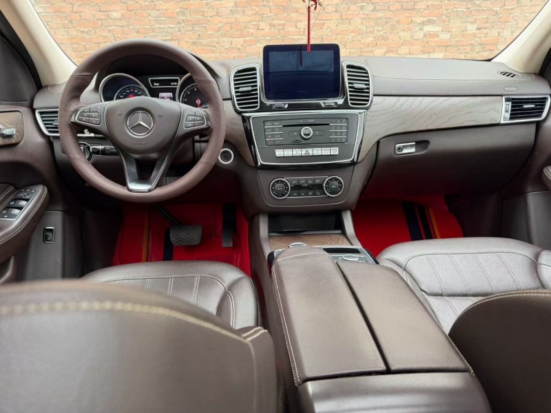 邢台17年奔驰GLE3