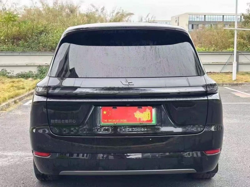 广州23年理想L99