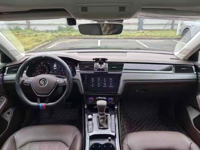 广州22年大众辉昂4