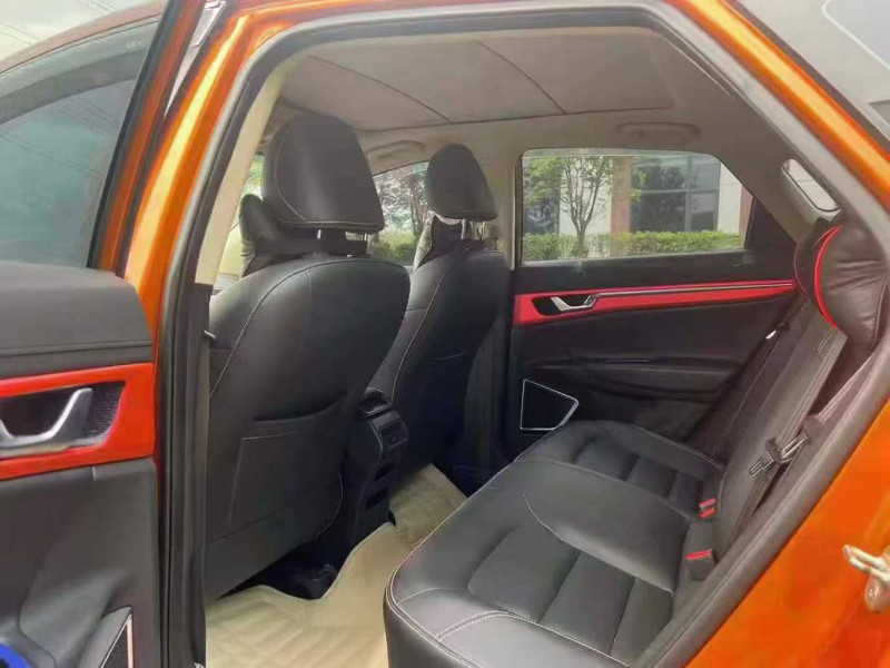 广州17年吉利帝豪5