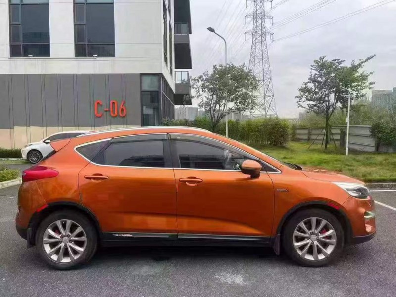 广州17年吉利帝豪8