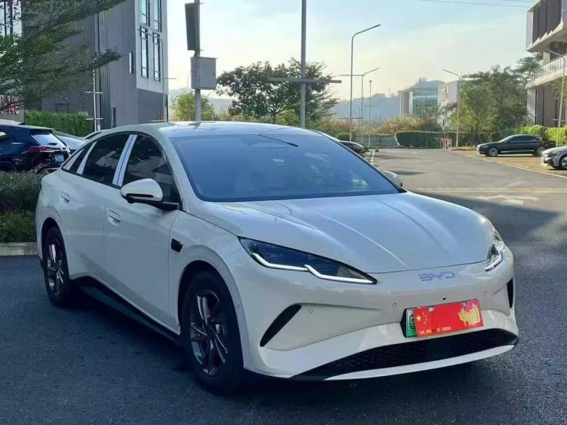 广州25年比亚迪海豹3