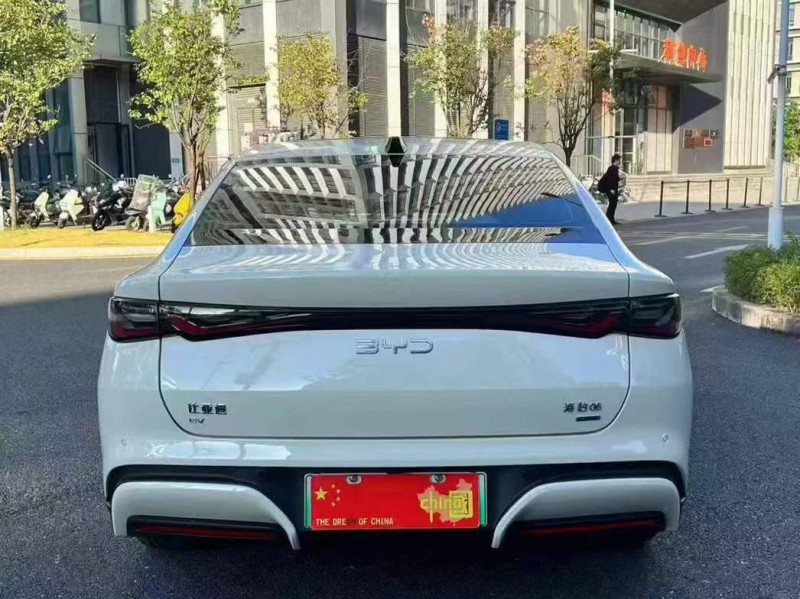 广州25年比亚迪海豹9