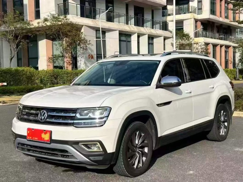 广州17年大众途昂2