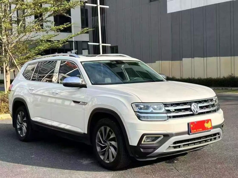 广州17年大众途昂3