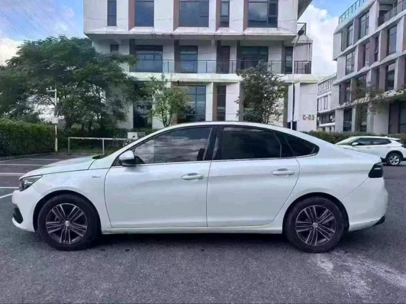 广州19年东风标致8