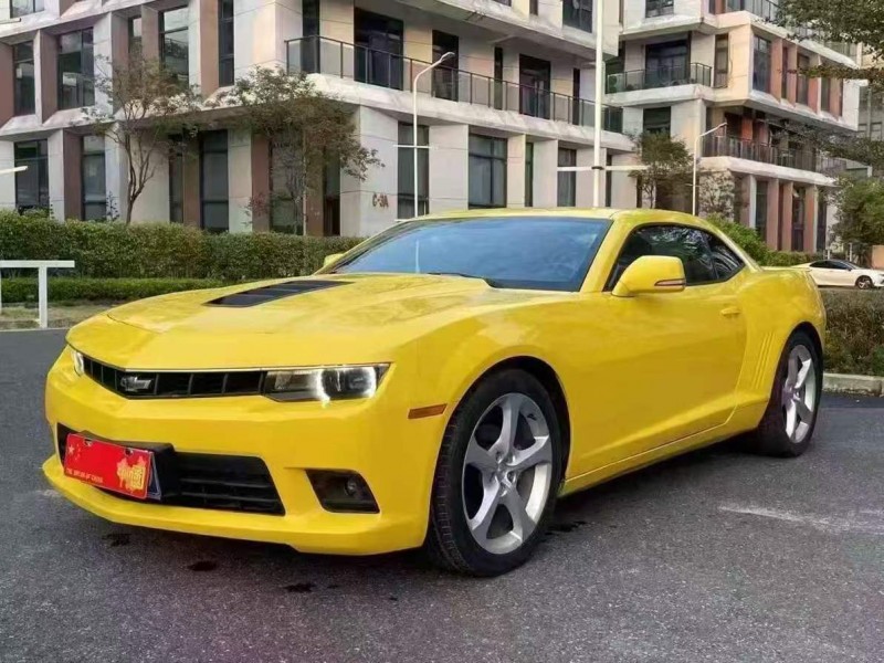 广州16年雪佛兰科迈罗2