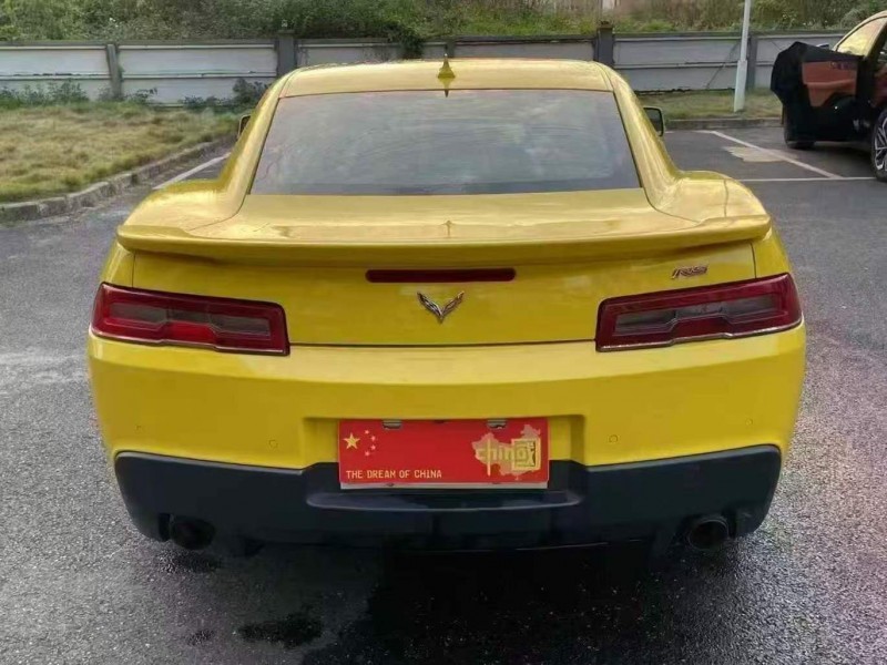 广州16年雪佛兰科迈罗9