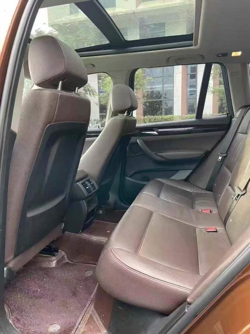 广州16年宝马X36