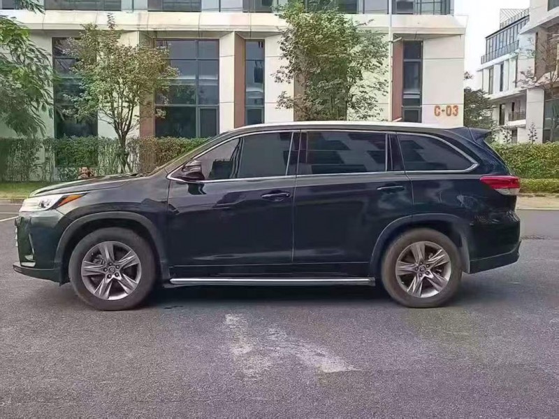 广州21年丰田汉兰达7