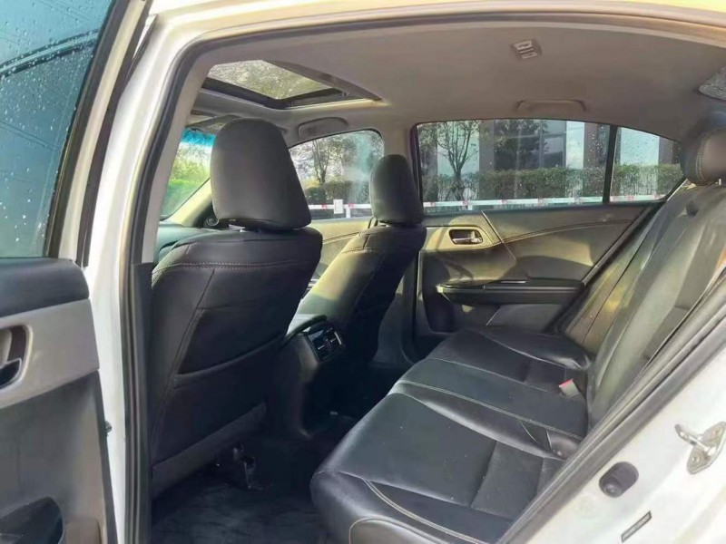 广州18年本田雅阁6