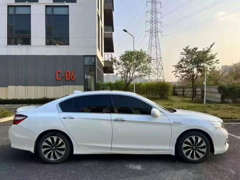 广州18年本田雅阁7