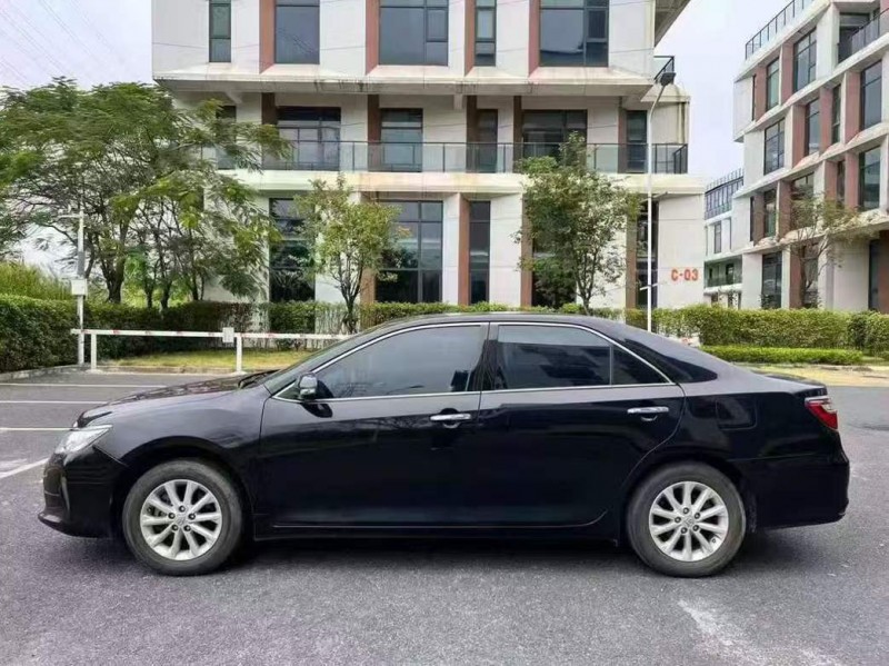 广州17年丰田凯美瑞7