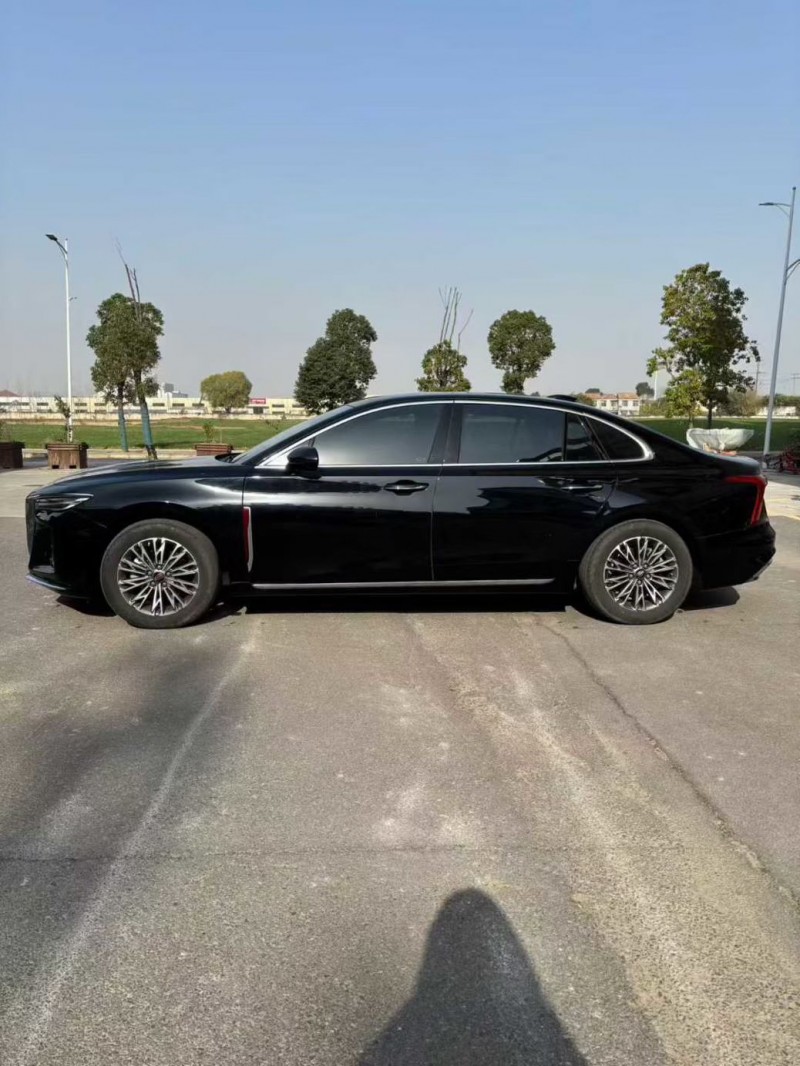 襄阳23年红旗H53