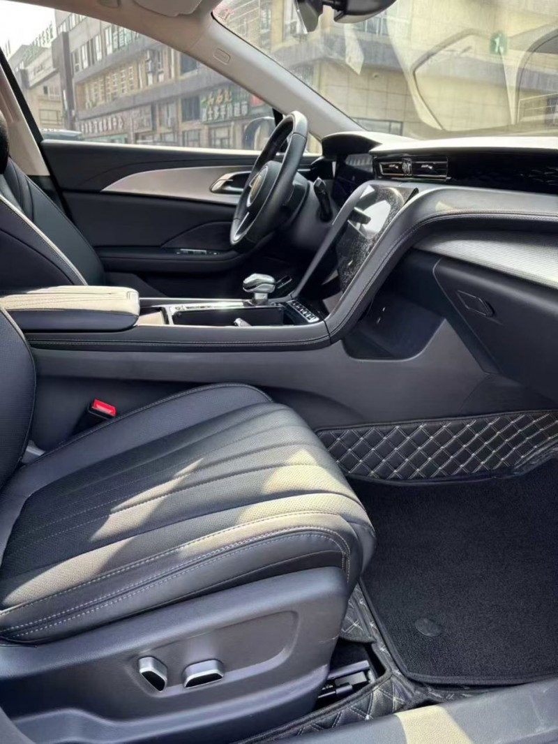 襄阳23年红旗H54