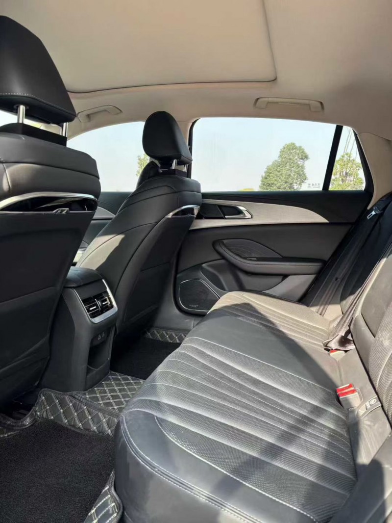 襄阳23年红旗H59