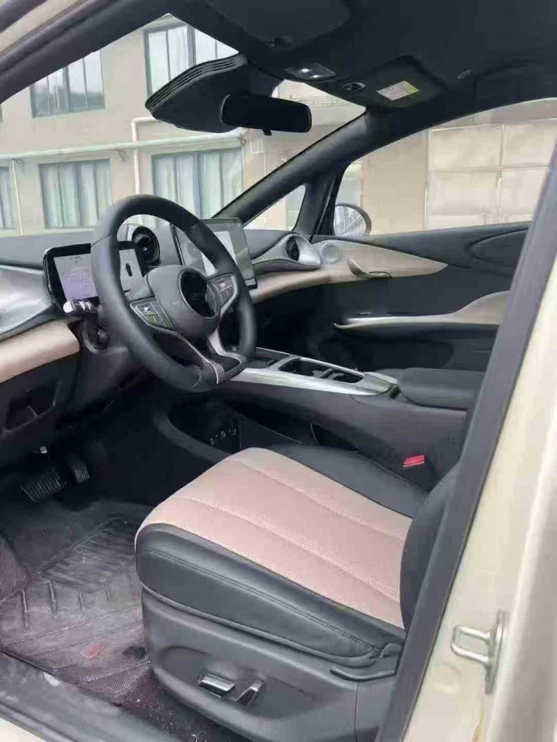 广州25年比亚迪海豚4