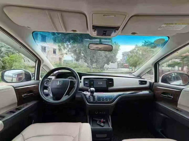 珠海16年本田奥德赛4