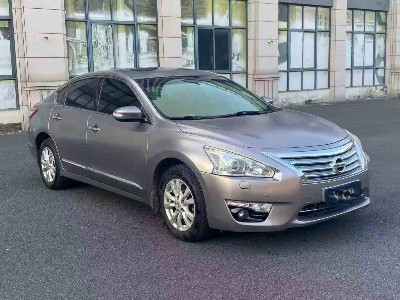 莆田13年日产天籁2