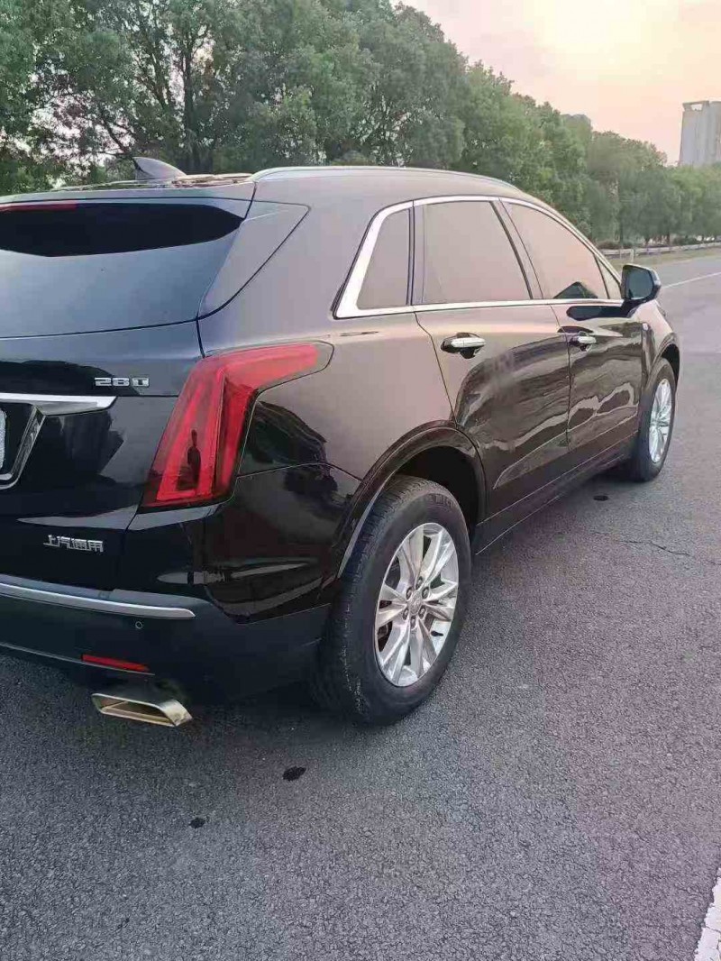 苏州20年凯迪拉克XT57