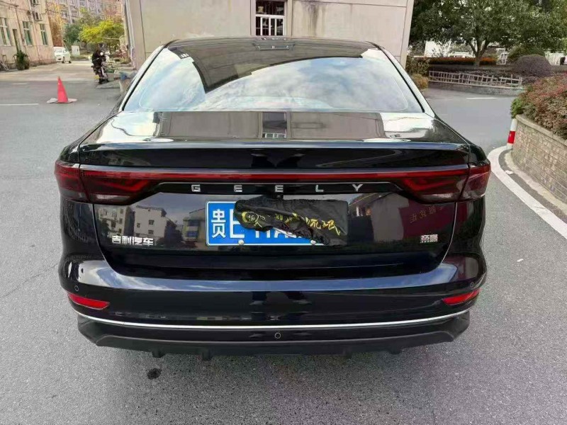 宁波22年吉利帝豪4