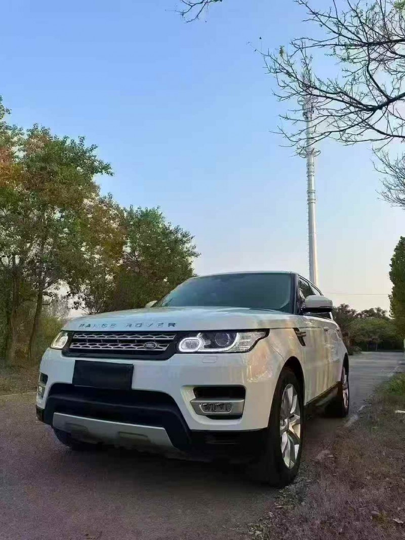 济宁17年路虎揽胜运动3