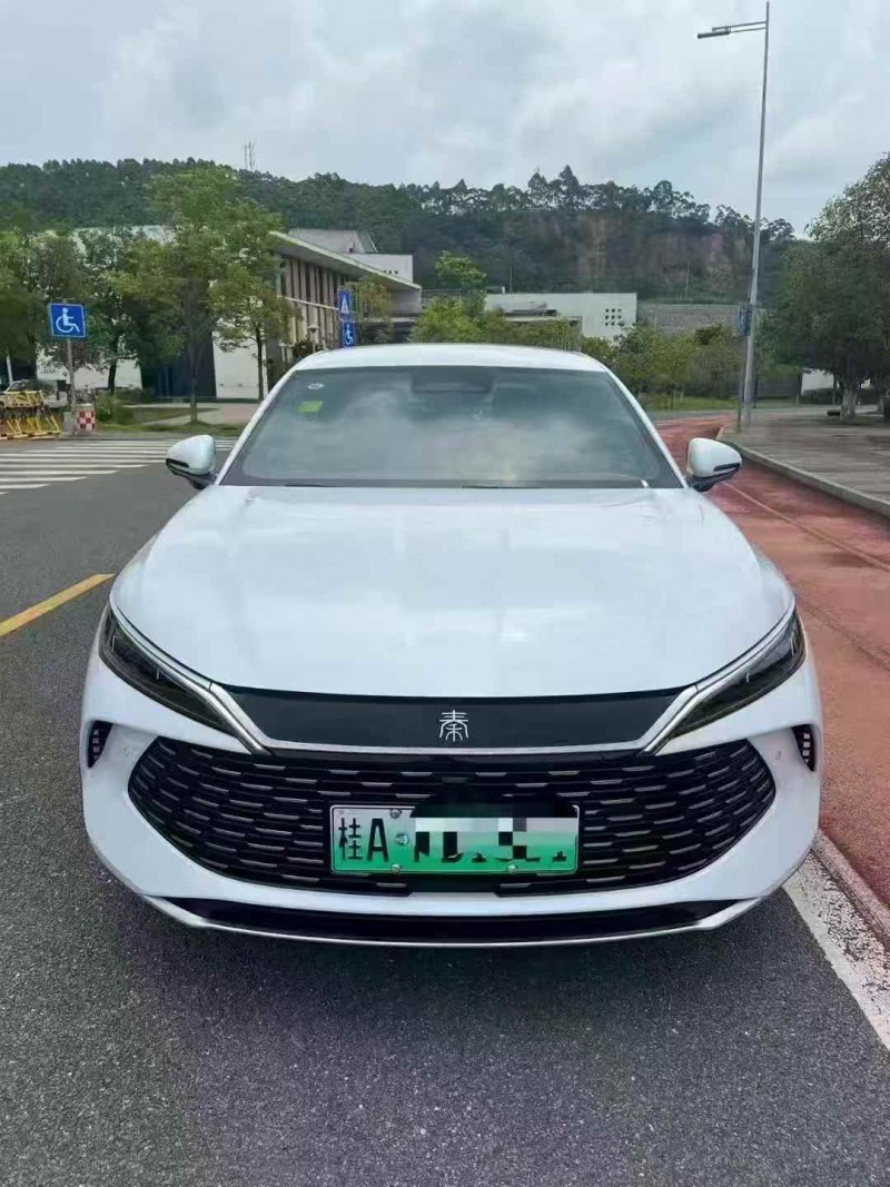 北海25年比亚迪秦1