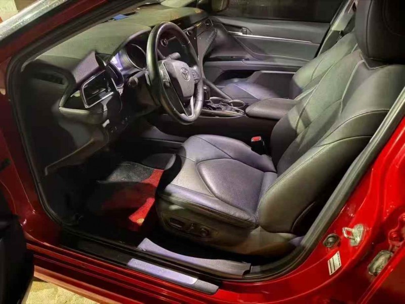 桂林20年丰田凯美瑞3