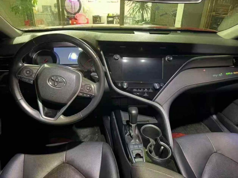 桂林20年丰田凯美瑞5