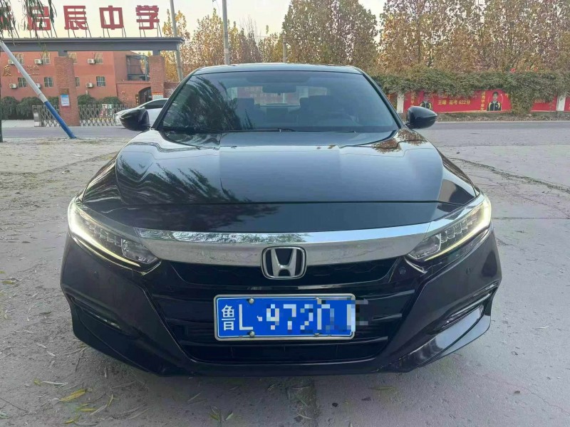 保定18年本田雅阁1