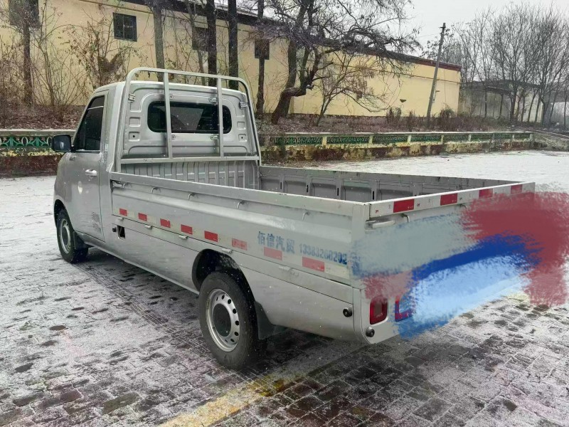 保定24年福田祥菱7