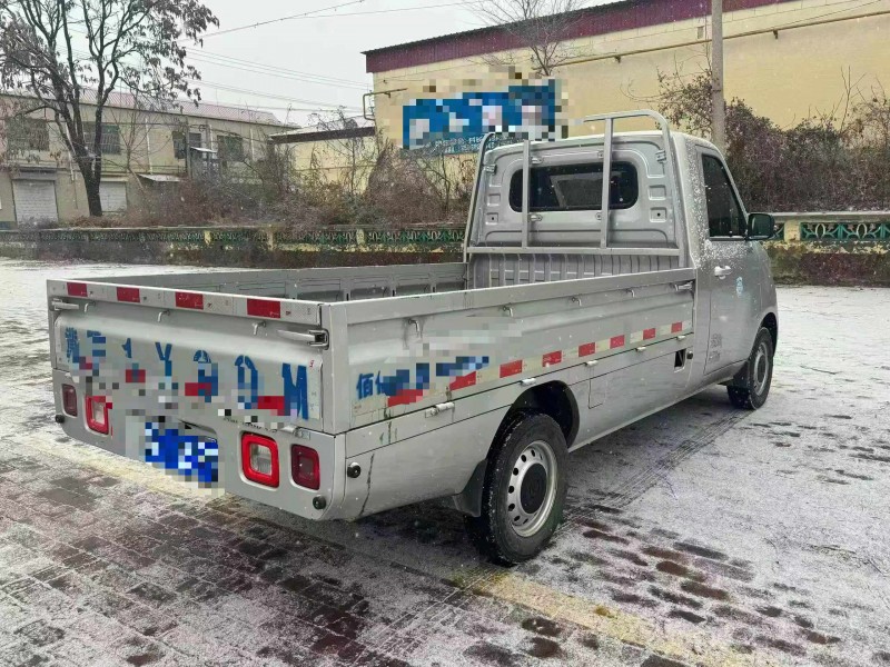 保定24年福田祥菱8