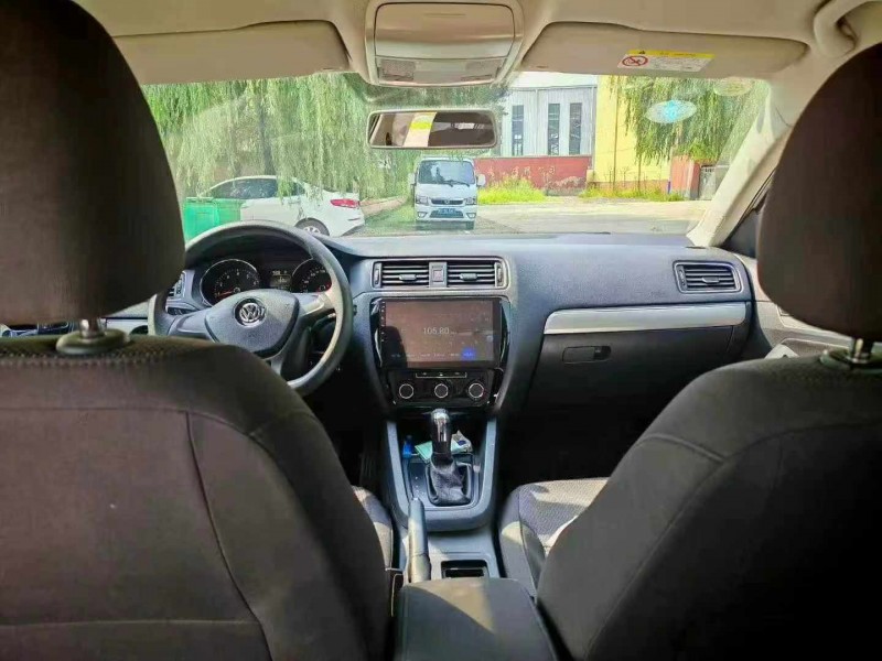 保定19年大众速腾5