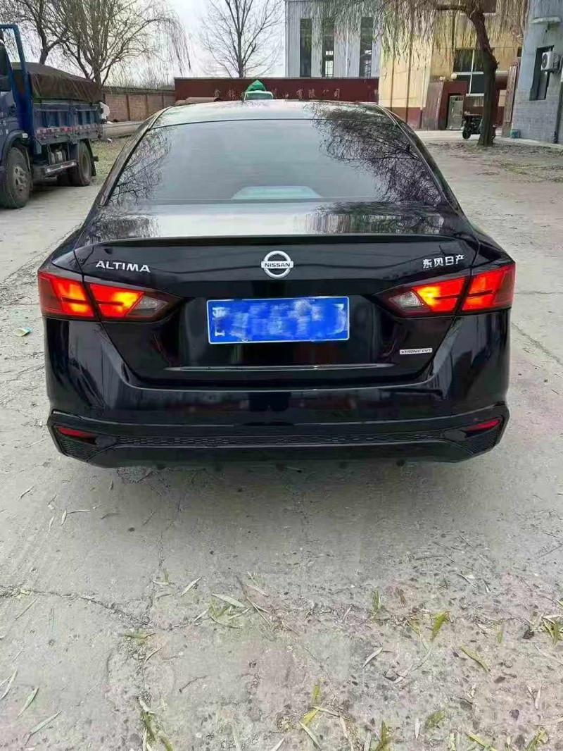 保定22年日产天籁9