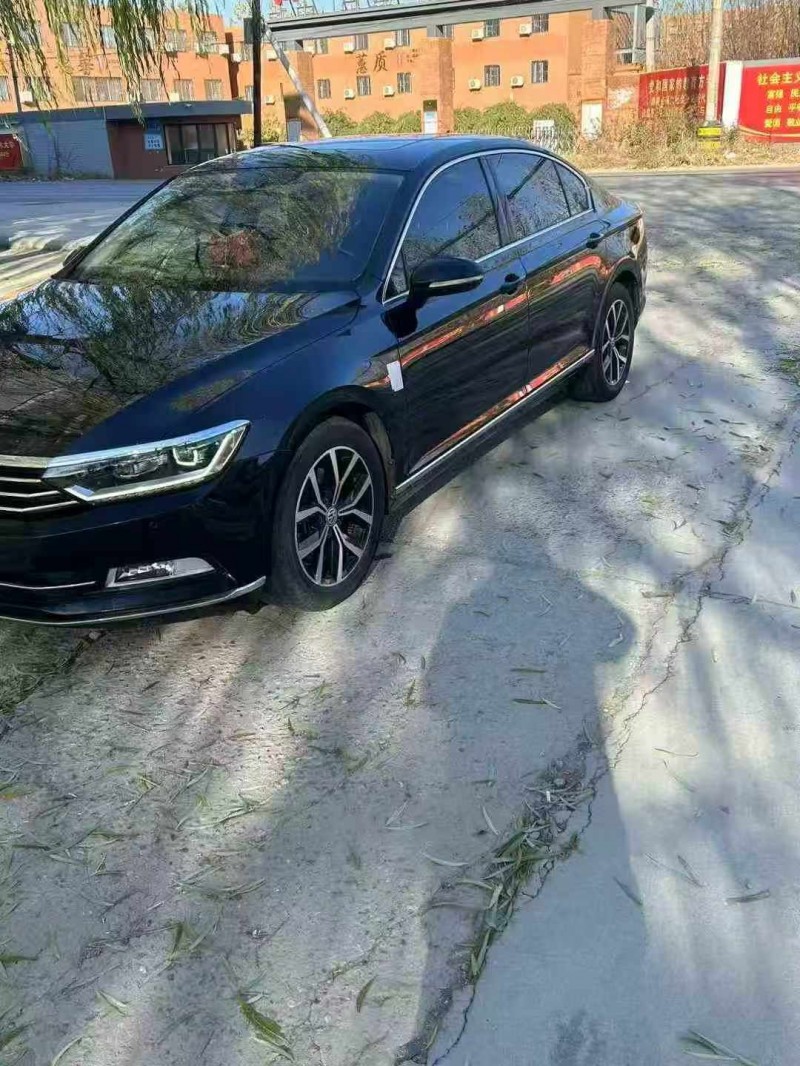 保定19年大众迈腾2