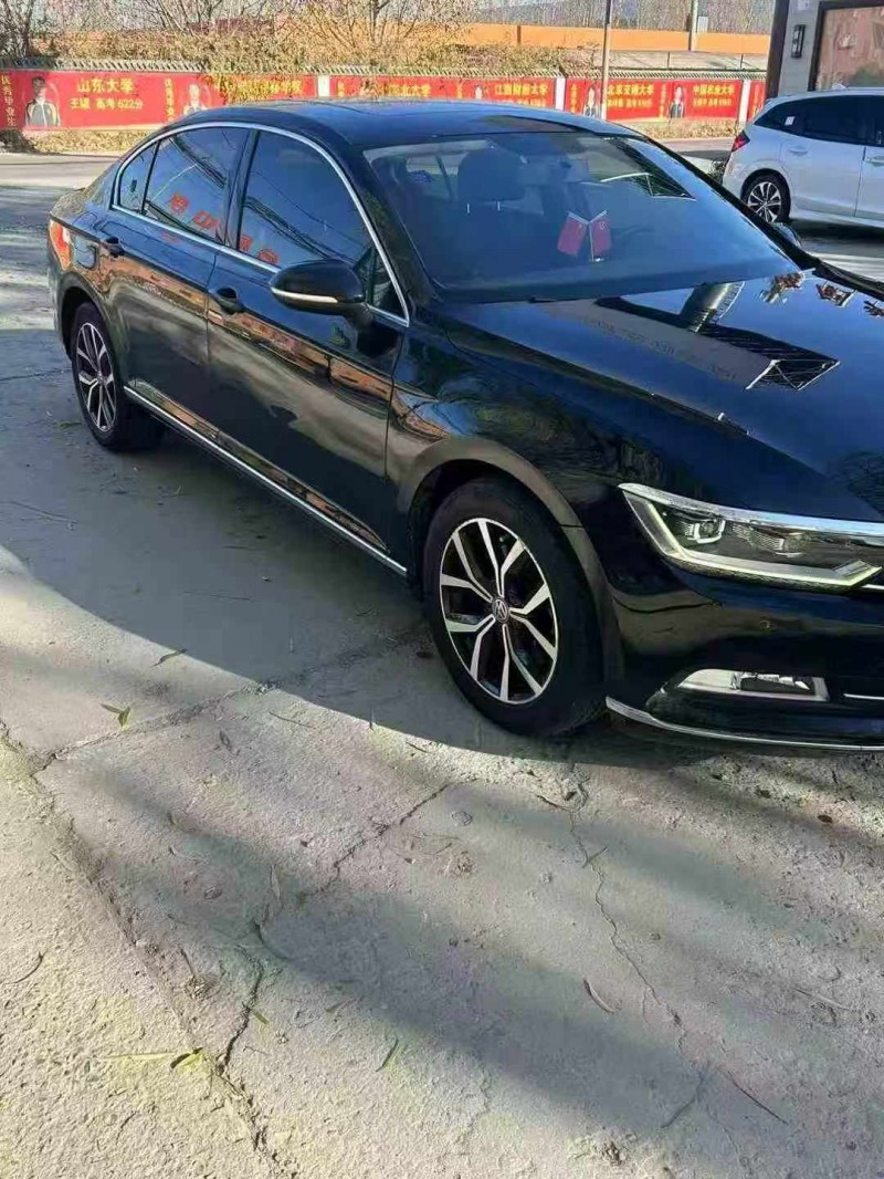 保定19年大众迈腾3