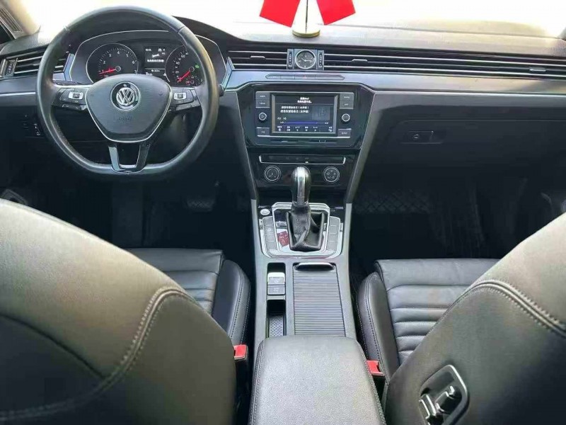 保定19年大众迈腾5