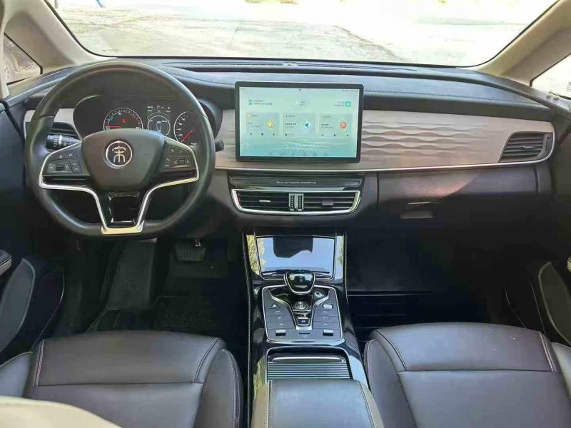 保定23年比亚迪宋5