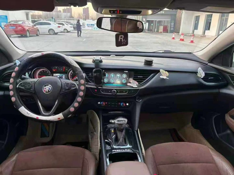 保定19年别克君威4