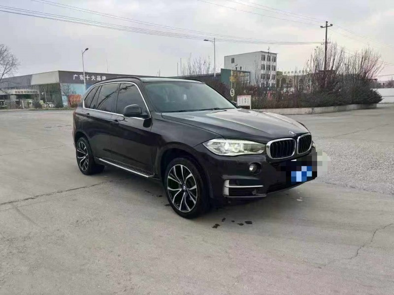 保定16年宝马X53