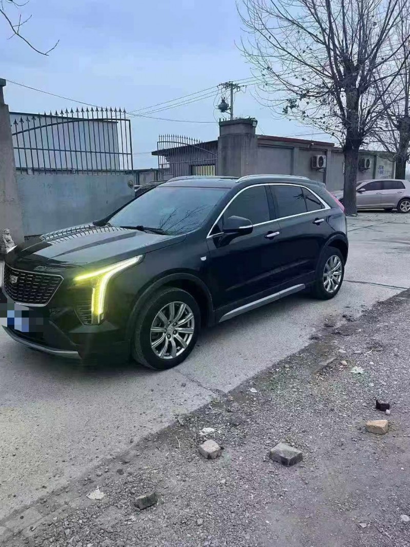 保定20年凯迪拉克XT42