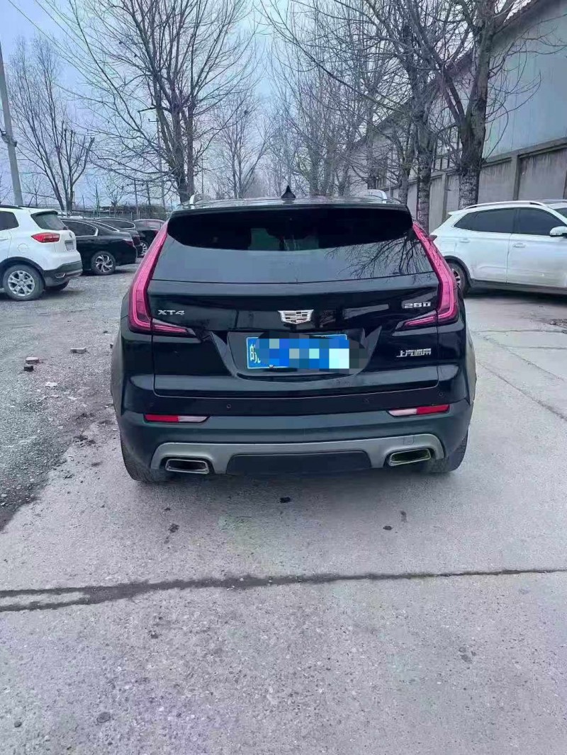 保定20年凯迪拉克XT49