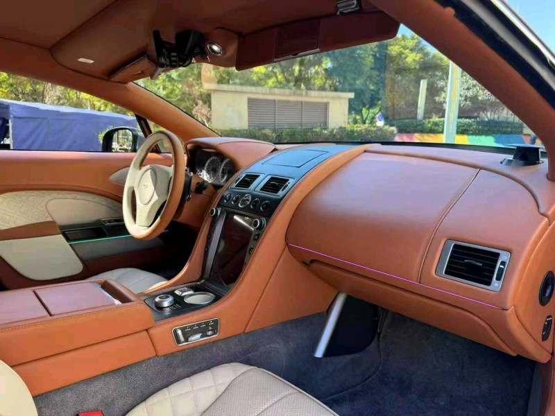 玉溪14年阿斯顿·马丁Cygnet6