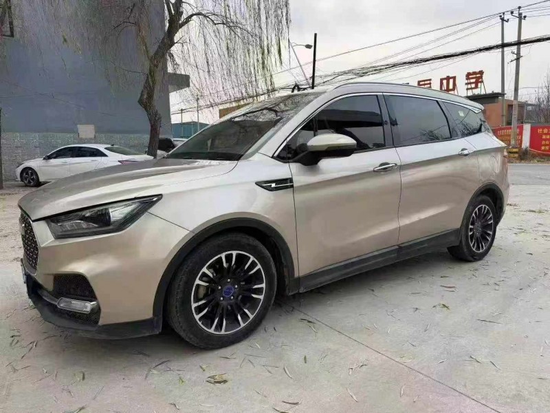 保定19年君马汽车S703