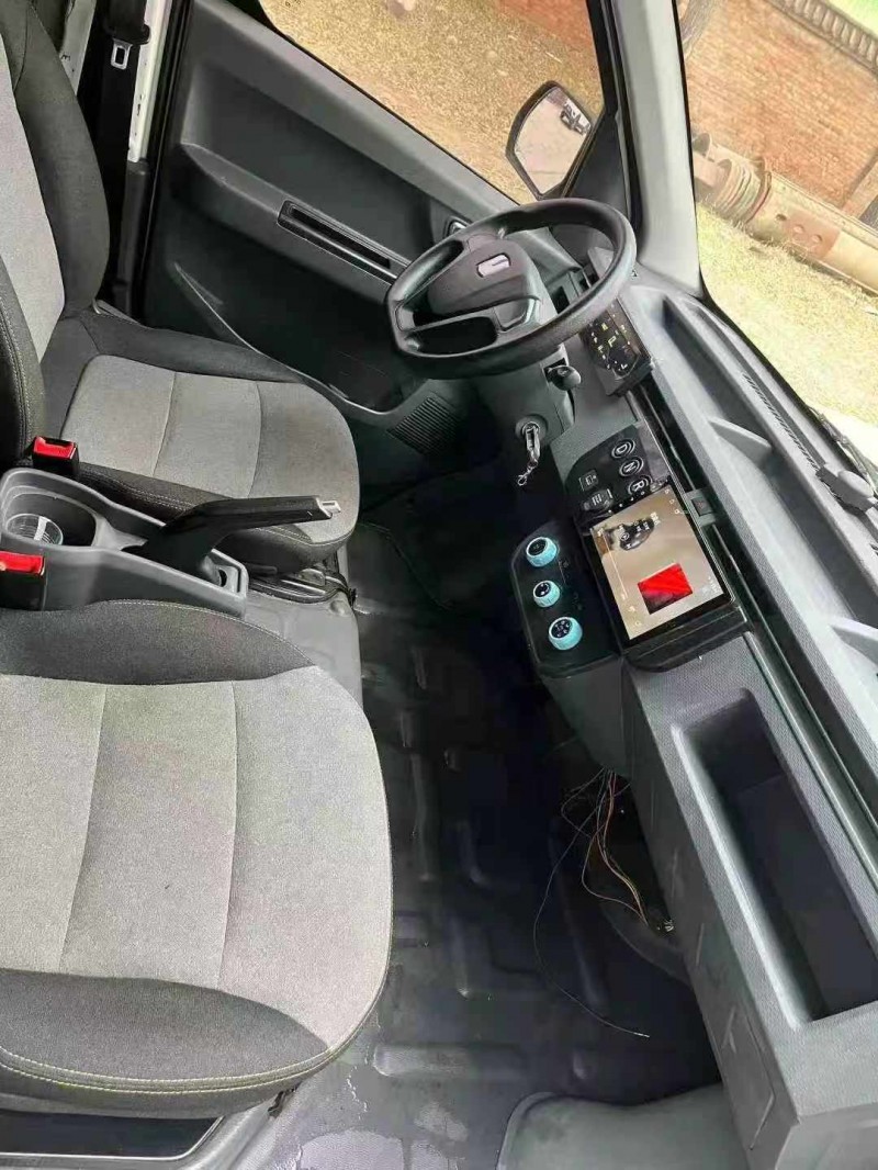 保定24年吉利星享4