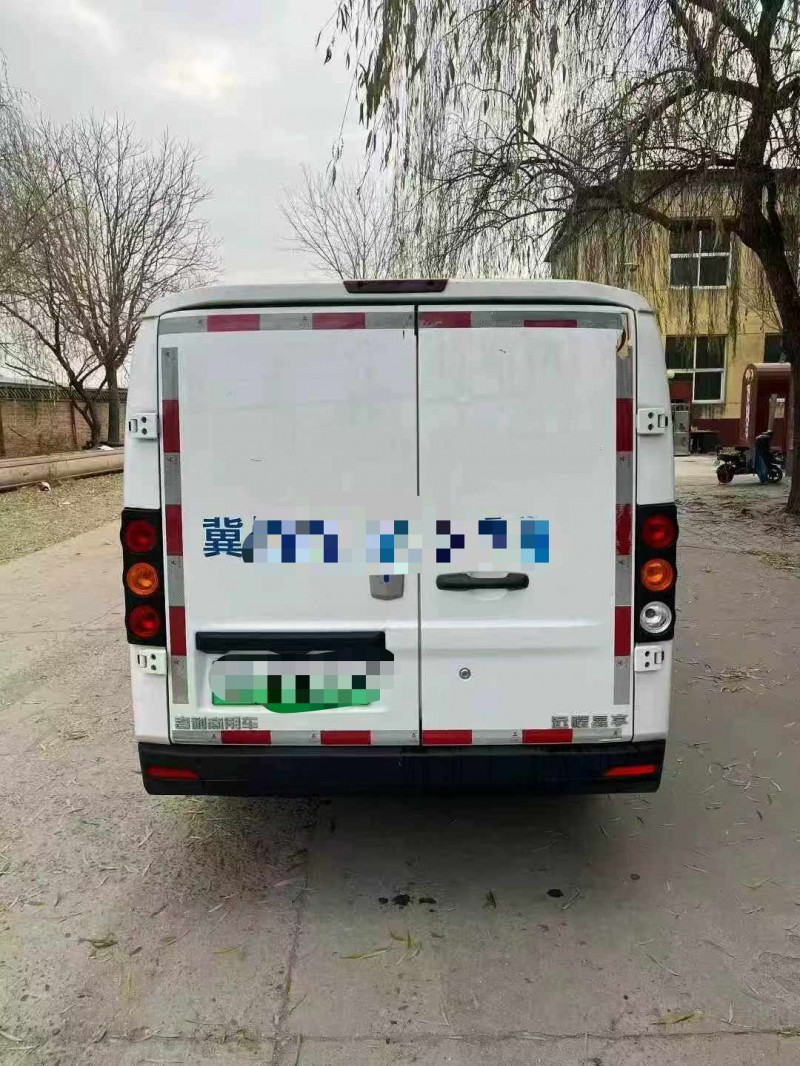 保定24年吉利星享8