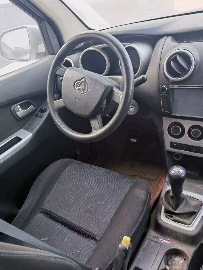 运城15年长安汽车欧诺6