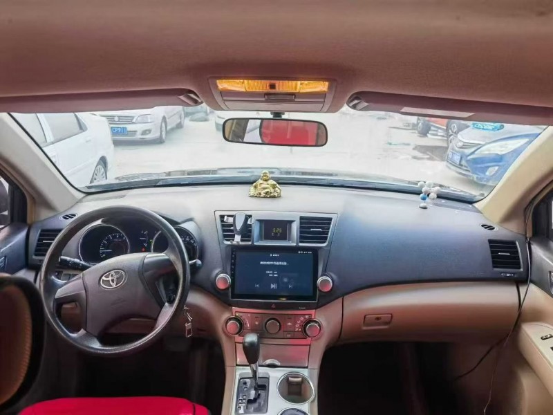 运城13年丰田汉兰达3